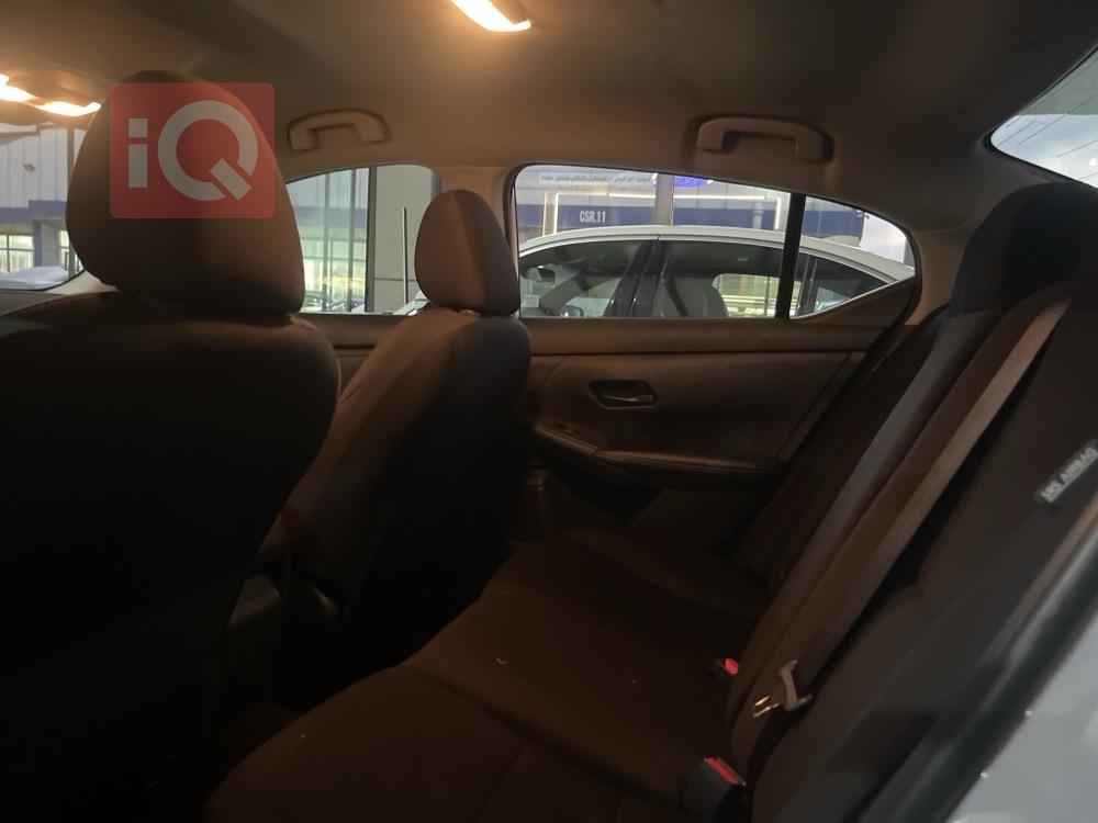 نيسان سنترا